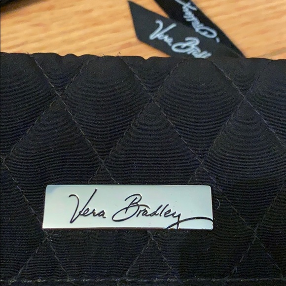 Vera Bradley wristlet - Picture 2 of 8